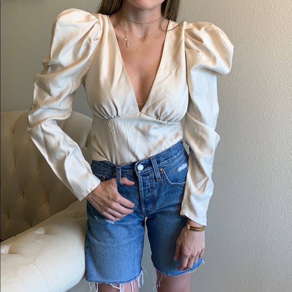 Long sleeve Puff sleeve shirt